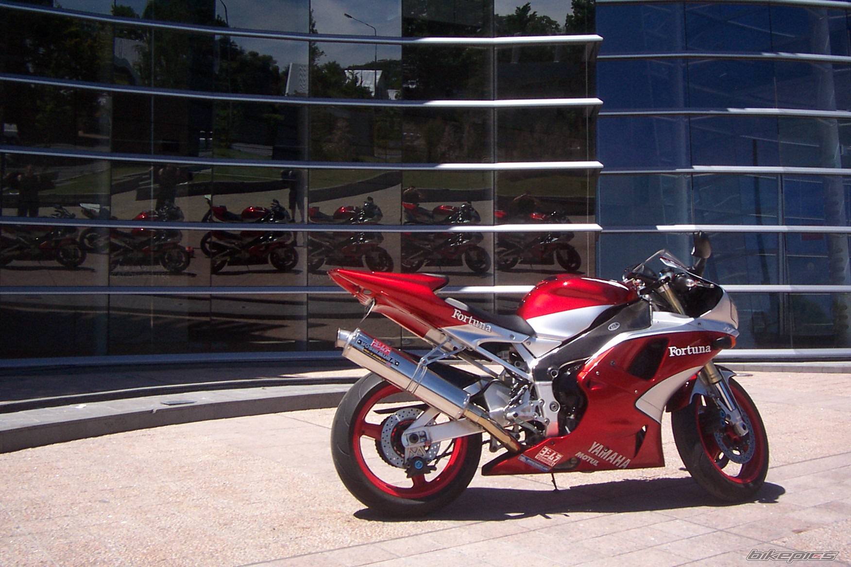 2001 YAMAHA YZF R1 | Picture 478591 motorcycle photo