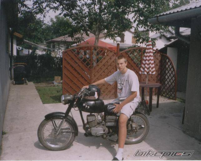 1985 WSK 175 | Picture 480311 motorcycle photo