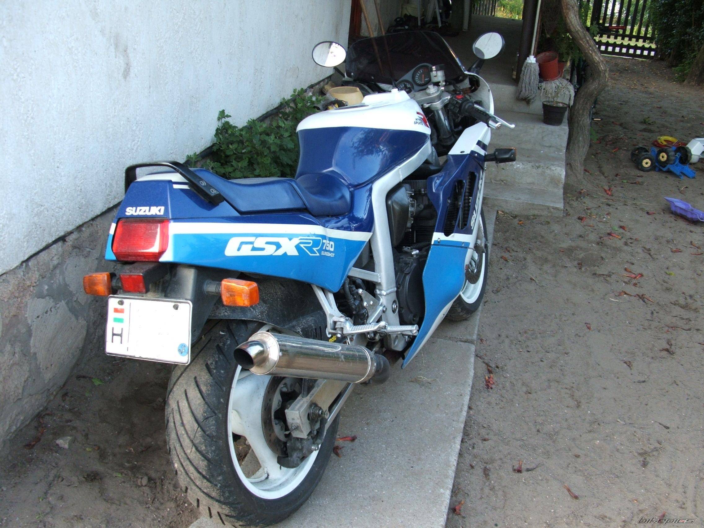 1988 SUZUKI GSX R 750 | Picture 482800 motorcycle photo