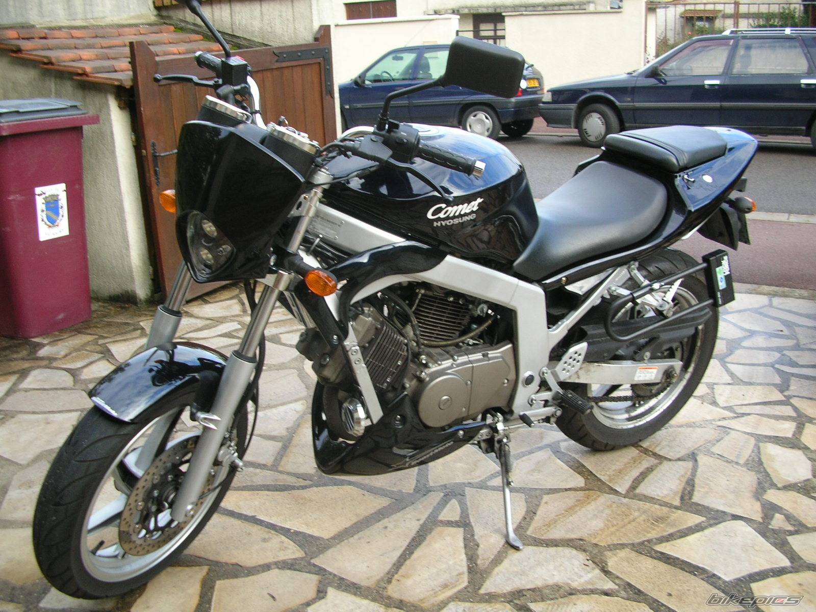 2004 HYOSUNG GT 125 COMET | Picture 486040 motorcycle photo