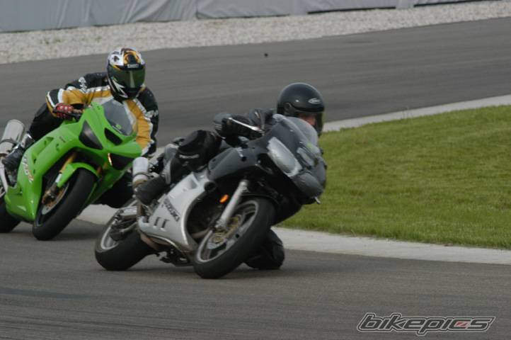 2001 SUZUKI SV 650S | Picture 48628 motorcycle photo
