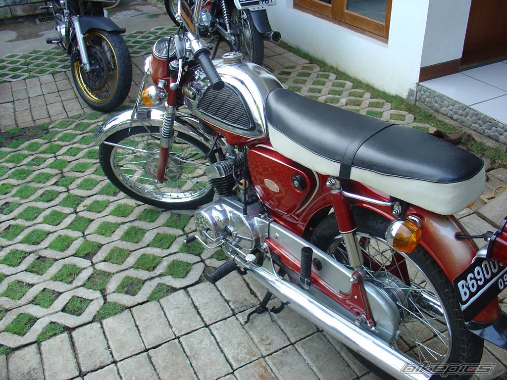1967 YAMAHA YB 100 | Picture 486659 motorcycle photo