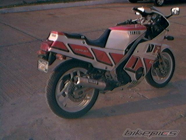 1988 YAMAHA FZR 600 | Picture 48792 motorcycle photo