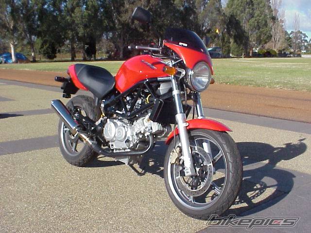 2002 HONDA VTR 250 | Picture 49092 motorcycle photo