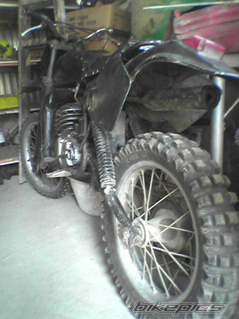 1985 CZ 250 CROSS | Picture 492101 motorcycle photo