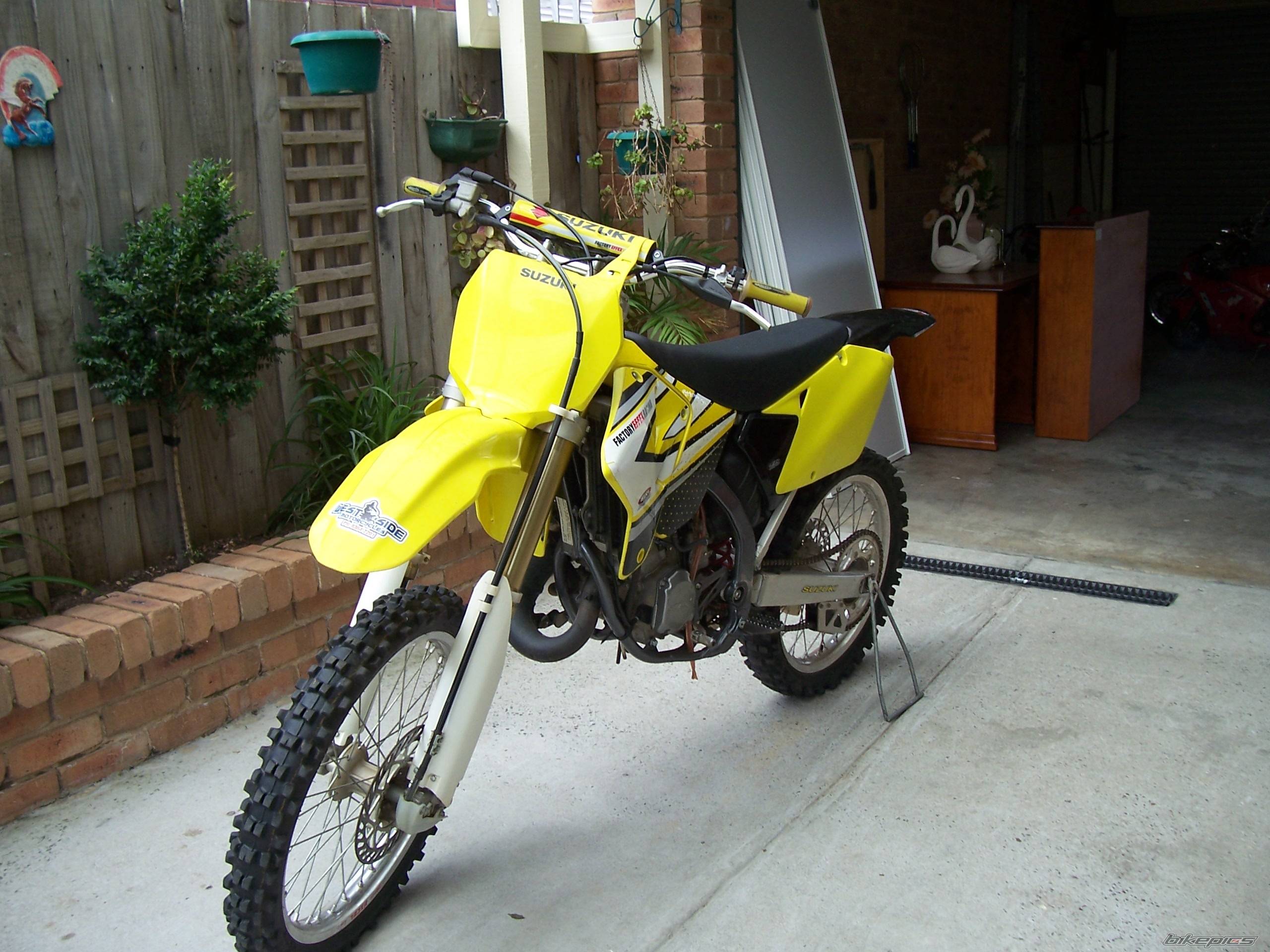 2004 SUZUKI RM 125 | Picture 498174 motorcycle photo