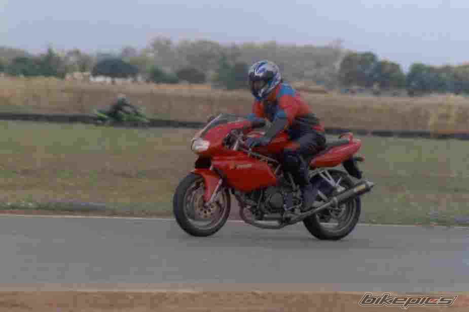 2000 DUCATI 750 SS | Picture 49975 motorcycle photo
