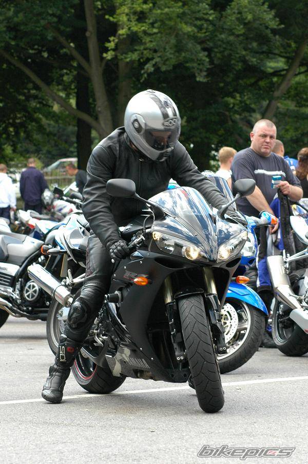 2005 YAMAHA YZF R1 | Picture 499860 motorcycle photo