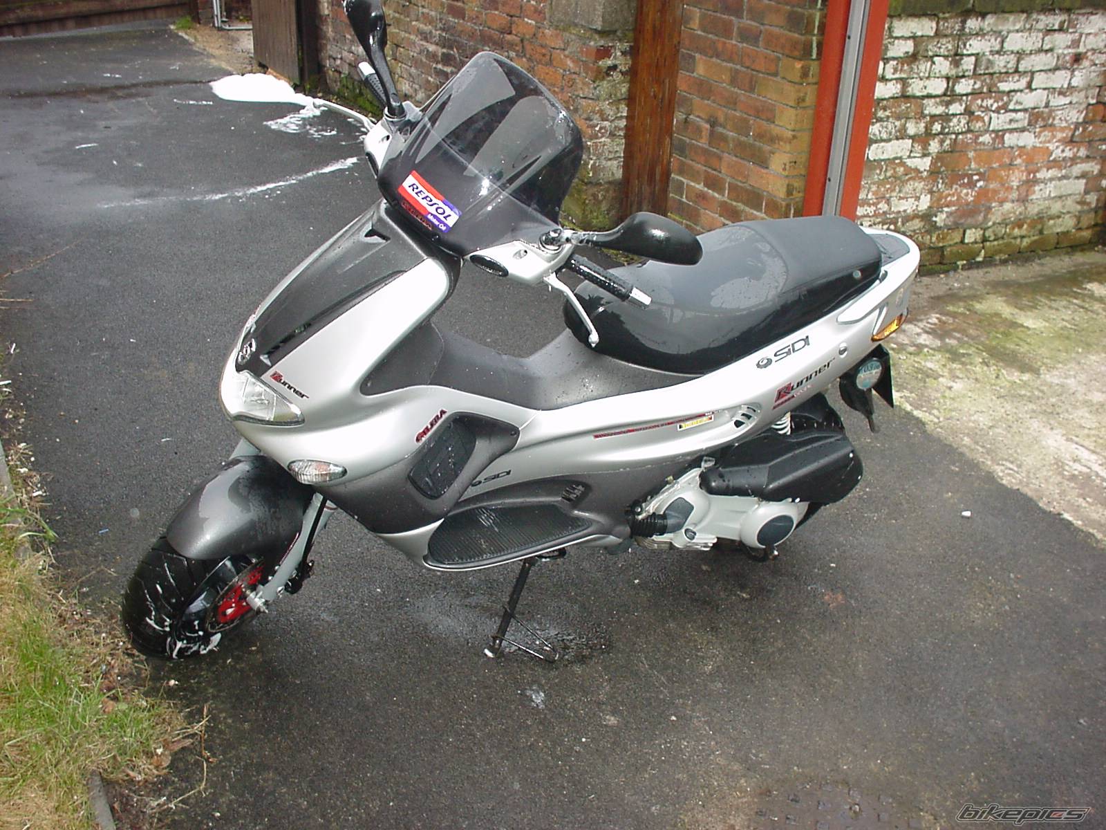 2002 GILERA RUNNER 200 VXR | Picture 500351 motorcycle photo