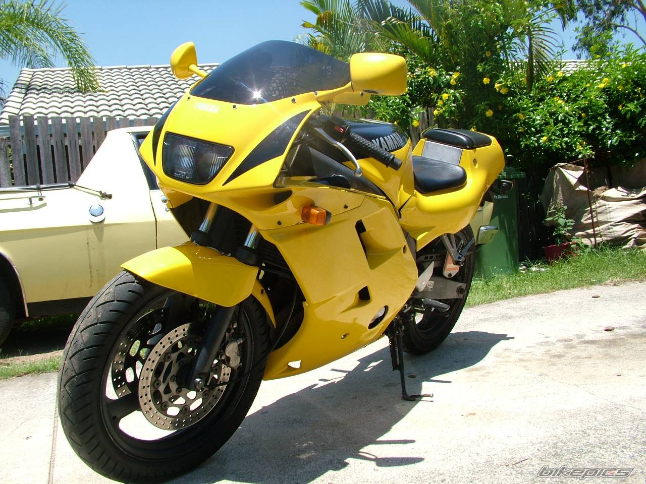 1992 YAMAHA FZR 250 | Picture 501169 motorcycle photo
