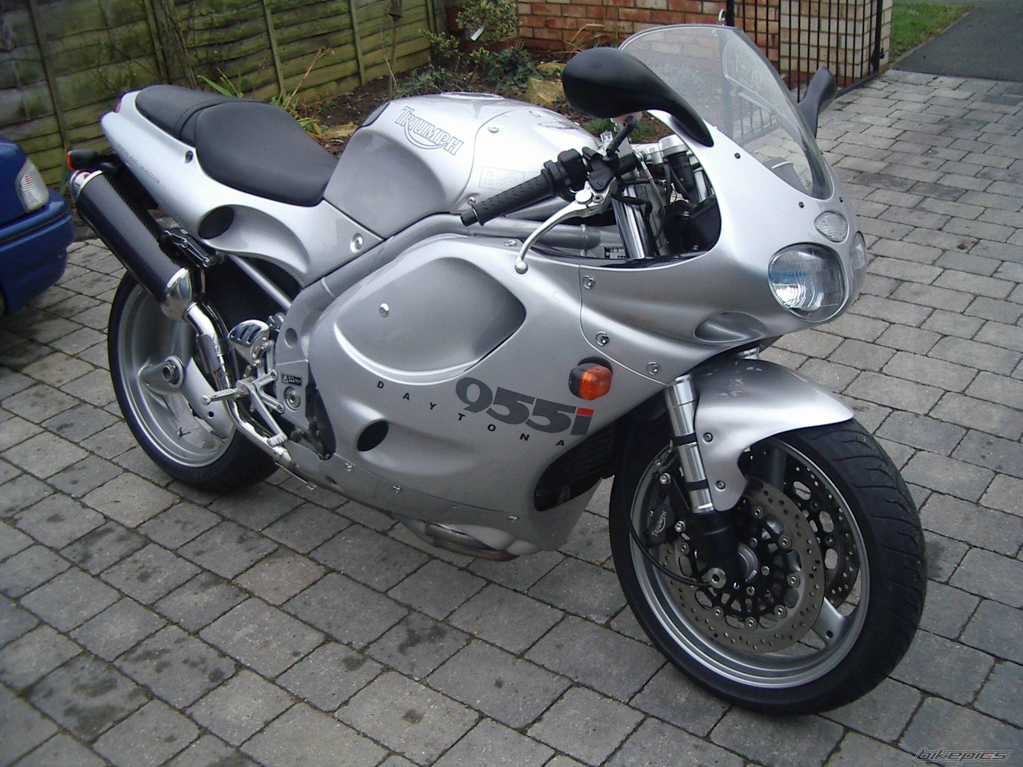 2001 TRIUMPH DAYTONA 955I | Picture 501822 motorcycle photo