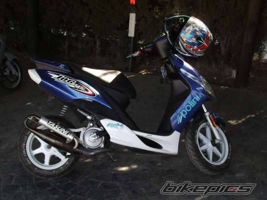 2006 YAMAHA JOG R CS 50 | Picture 504064 motorcycle photo