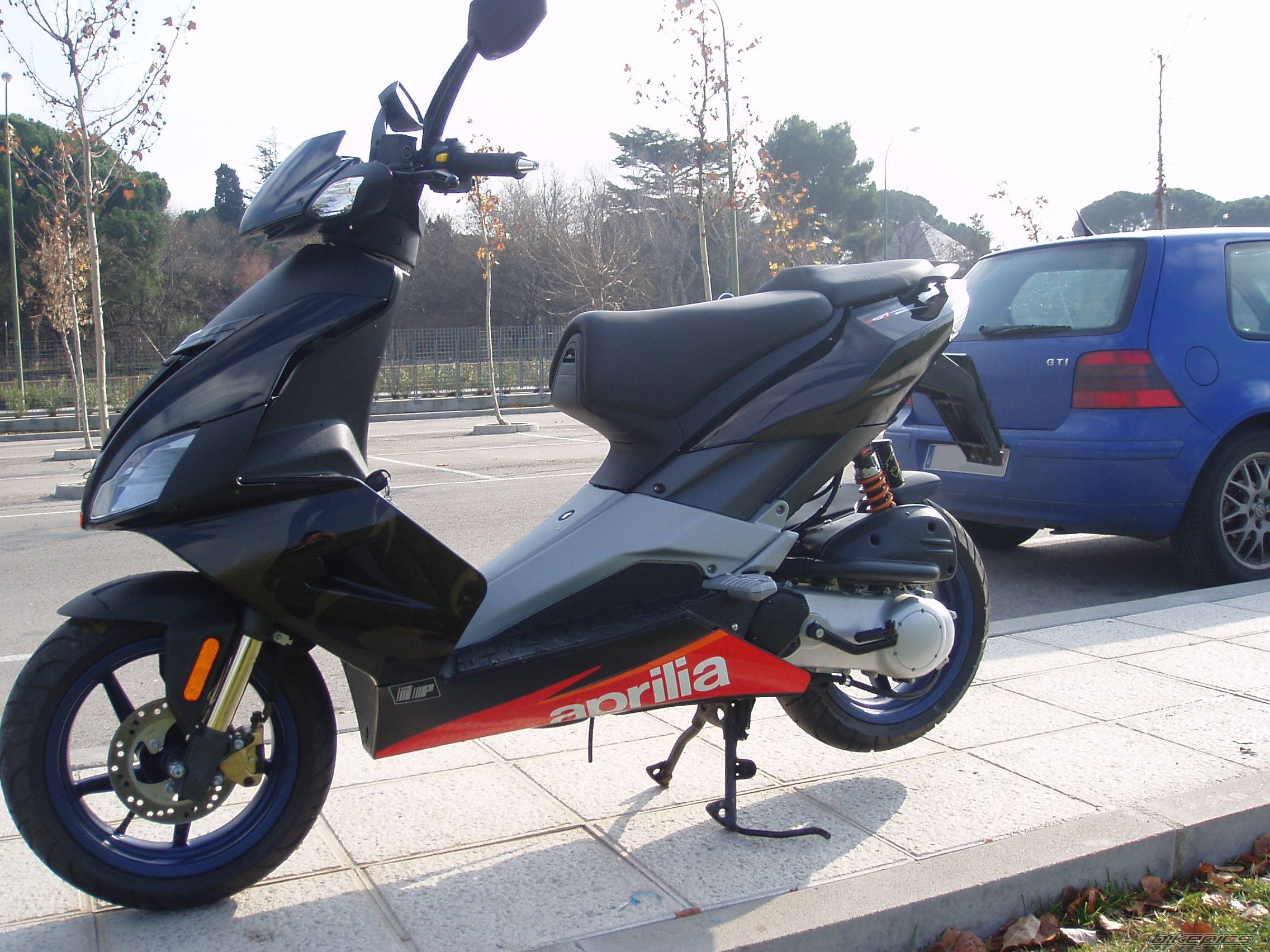 2006 APRILIA SR 50 | Picture 505591 motorcycle photo