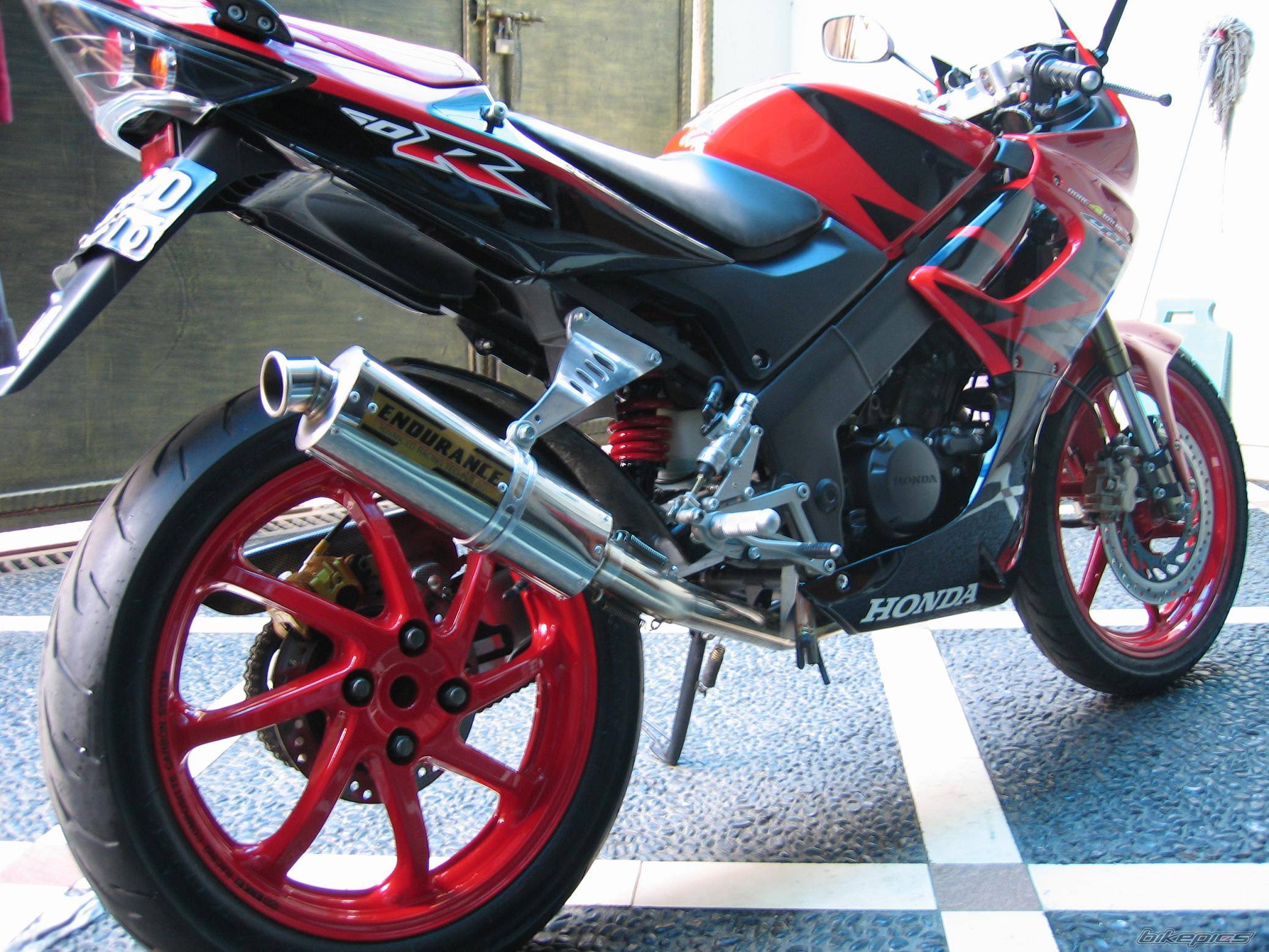 2005 HONDA CBR 150 | Picture 507715 motorcycle photo