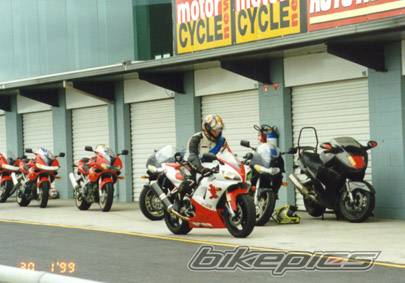 1998 YAMAHA YZF R1 | Picture 5078 motorcycle photo