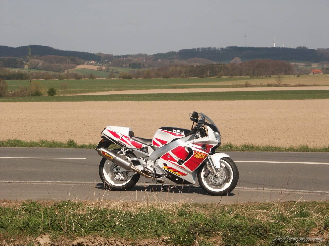 1995 YAMAHA YZF 750 | Picture 50842 motorcycle photo