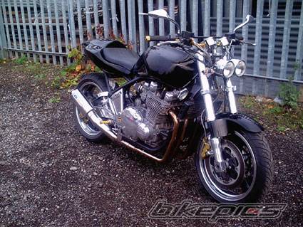 1993 KAWASAKI ZR 1100 | Picture 510398 motorcycle photo