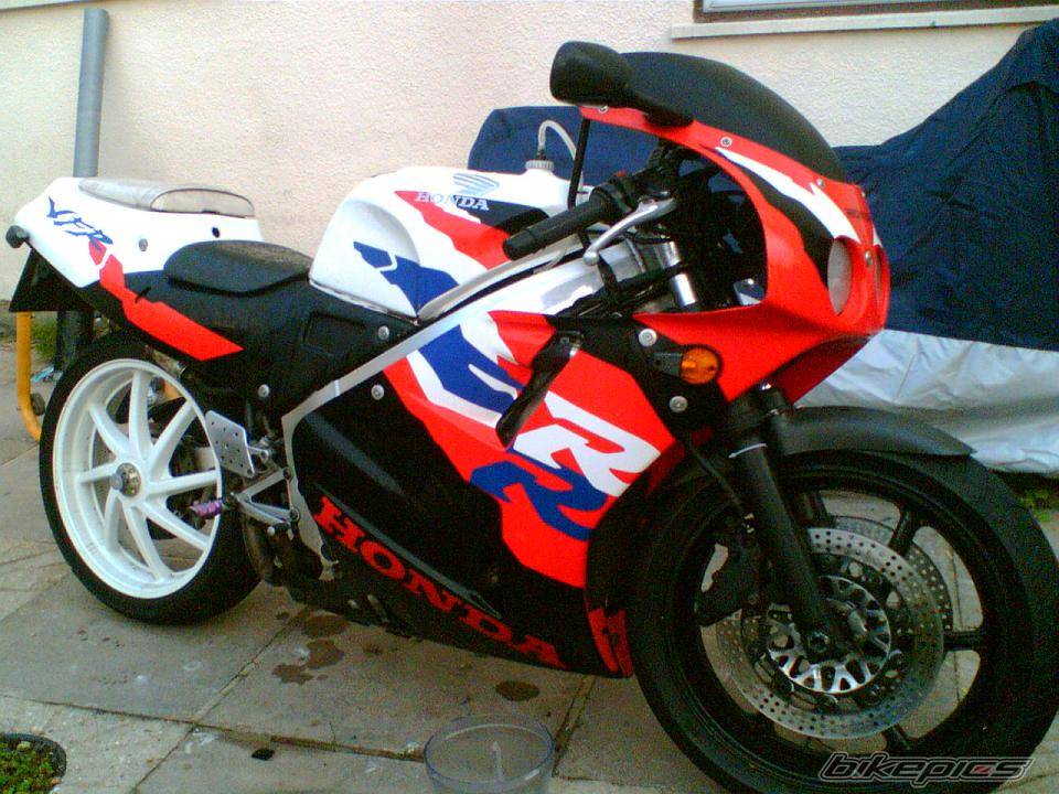 1994 HONDA NC30 | Picture 512754 motorcycle photo