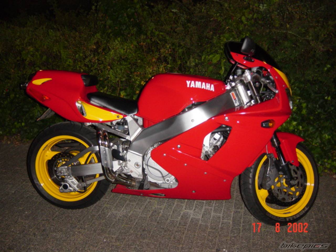1995 YAMAHA YZF 750 | Picture 51545 motorcycle photo