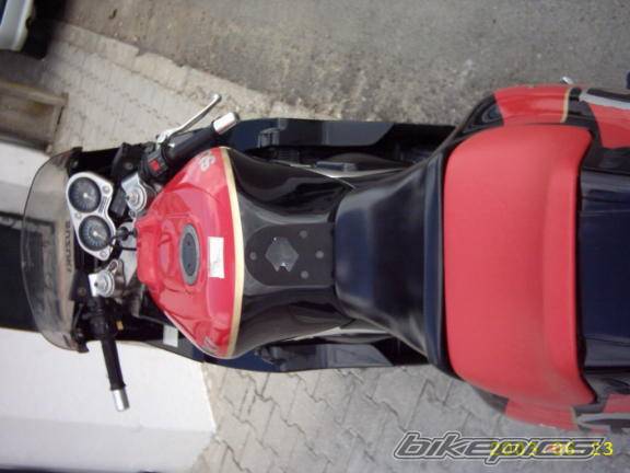 1992 SUZUKI GSX R 1100 | Picture 51676 motorcycle photo