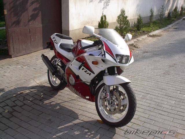 1990 YAMAHA FZR 250 | Picture 519 motorcycle photo
