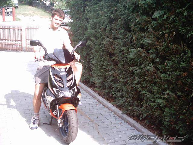 2000 APRILIA SR RACING 50 | Picture 51910 motorcycle photo