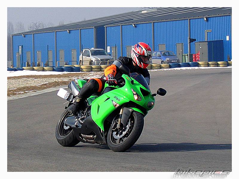 2006 KAWASAKI ZX 10R | Picture 520773 motorcycle photo