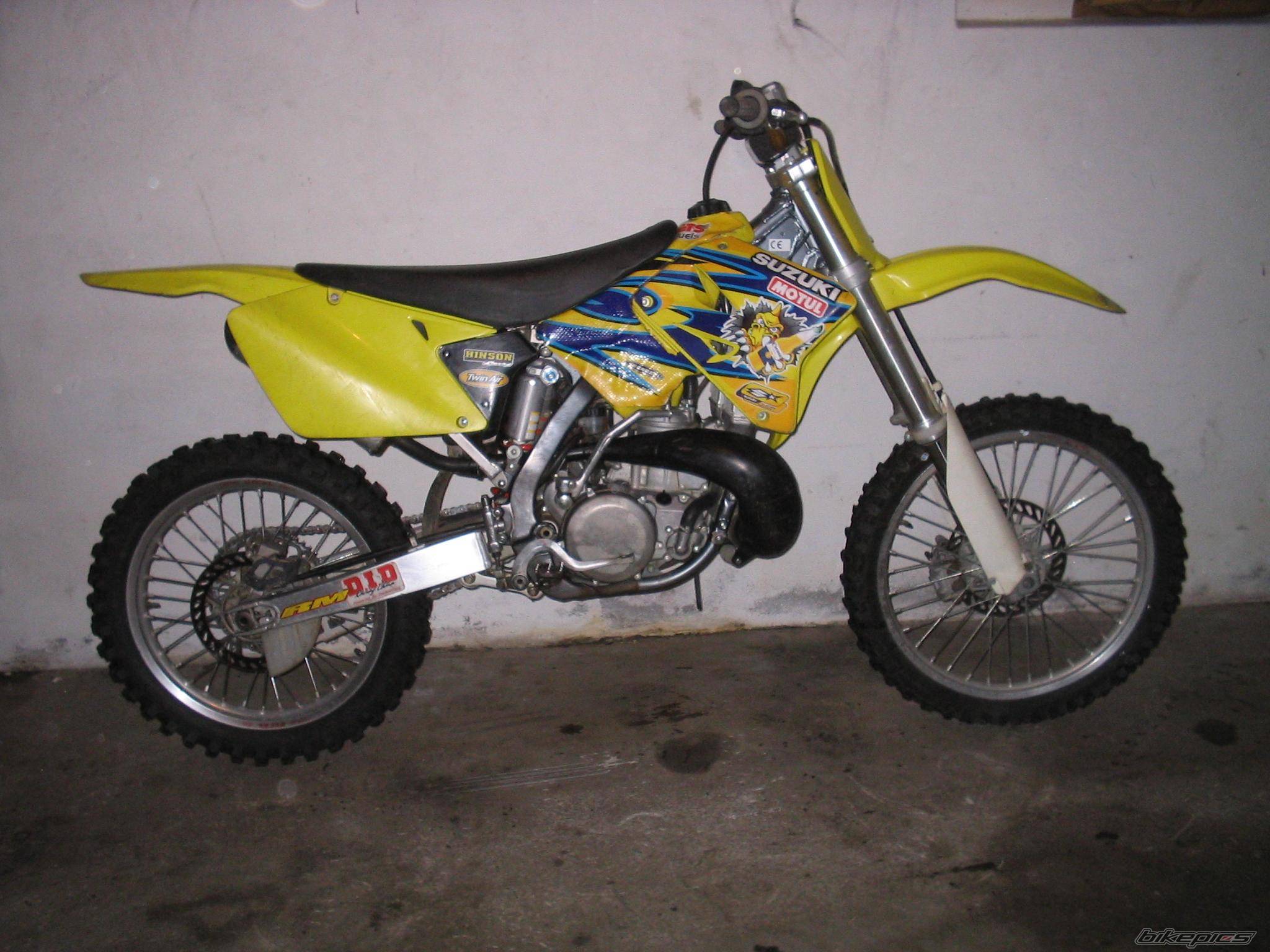 2002 SUZUKI RM 250 | Picture 521673 motorcycle photo