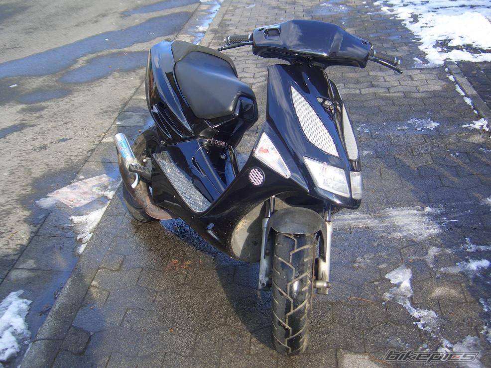 2006 APRILIA SR 50 | Picture 523170 motorcycle photo