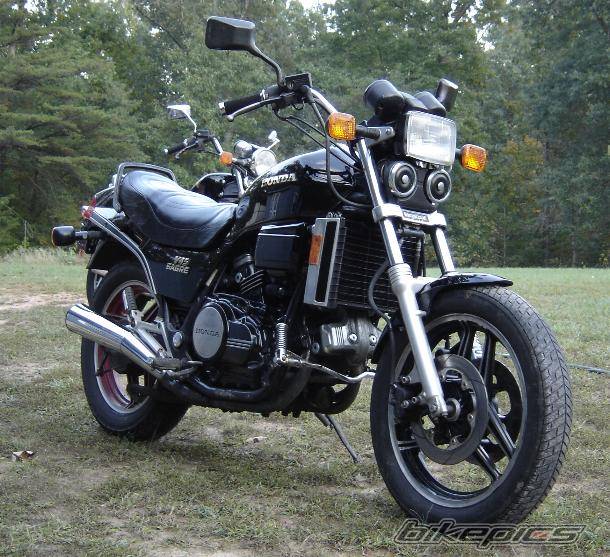 1984 HONDA VF700 SABRE | Picture 525855 motorcycle photo