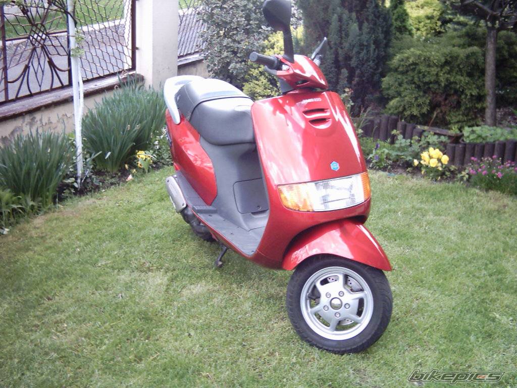 1997 PIAGGIO SFERA RST 50 | Picture 526690 motorcycle photo