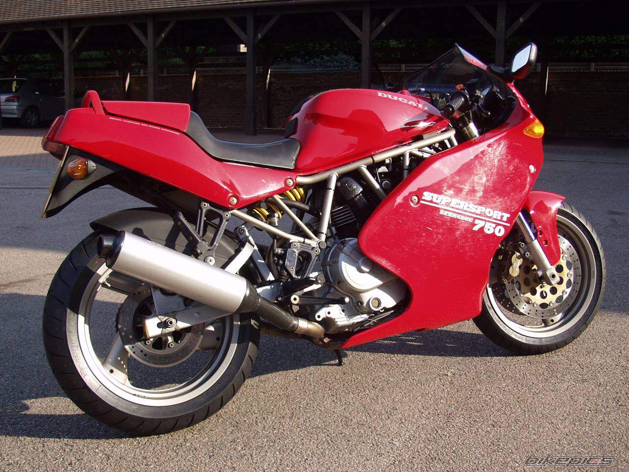 1994 DUCATI 750 SS | Picture 52761 motorcycle photo