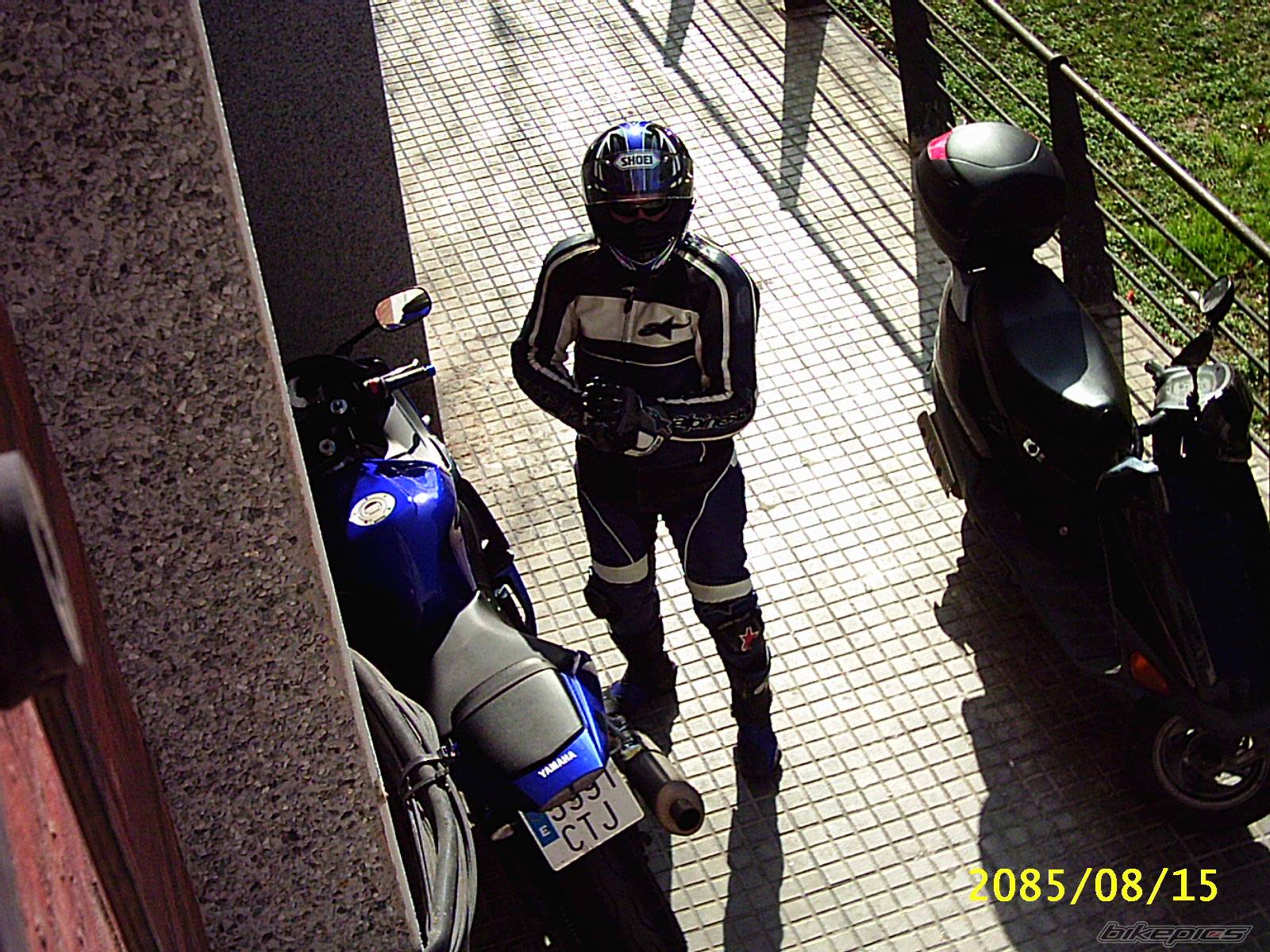 2004 YAMAHA YZF R6 | Picture 528758 motorcycle photo