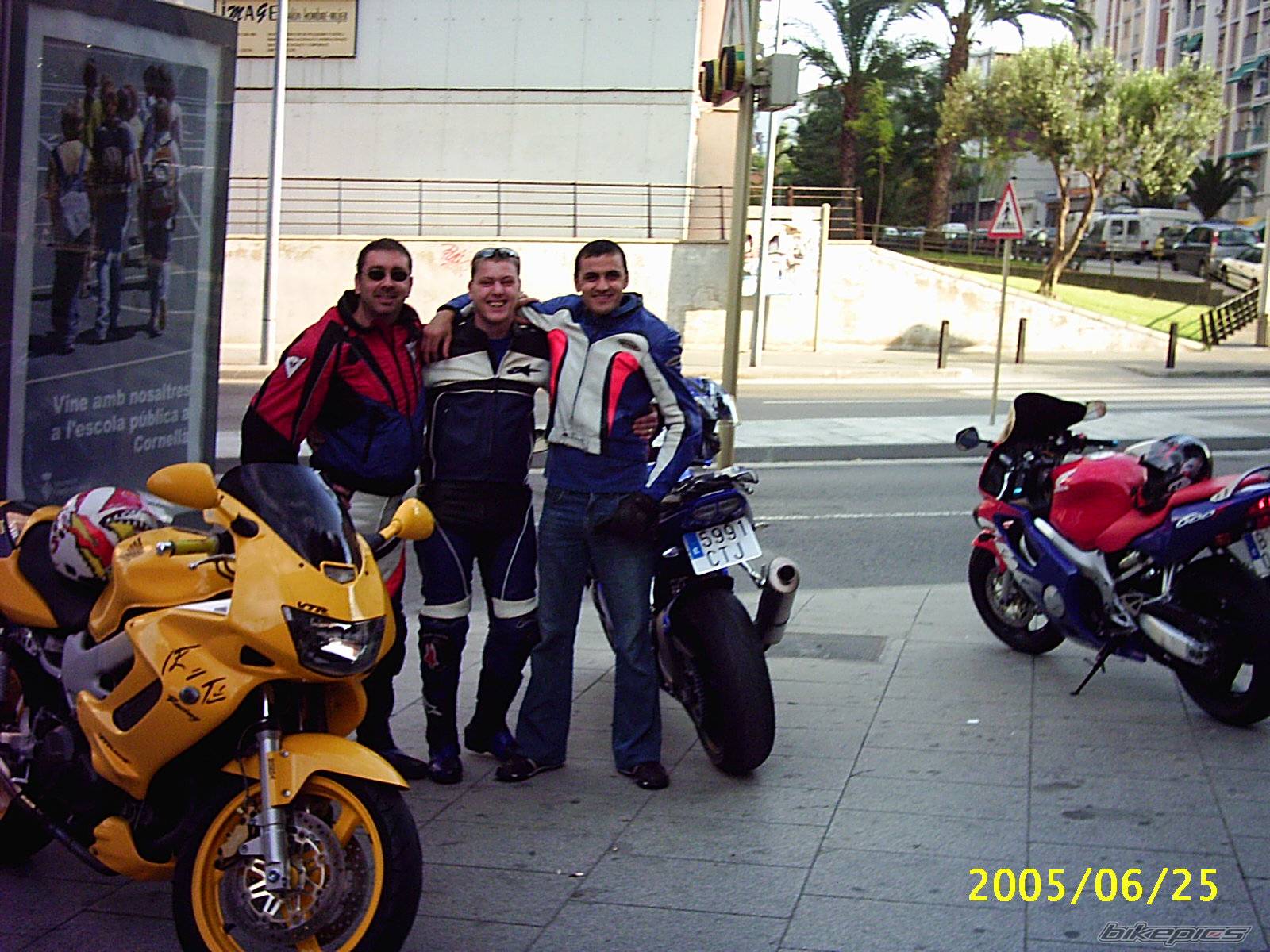 2004 YAMAHA YZF R6 | Picture 528759 motorcycle photo