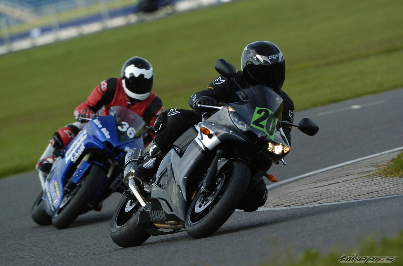2004 YAMAHA YZF R6 | Picture 529206 motorcycle photo