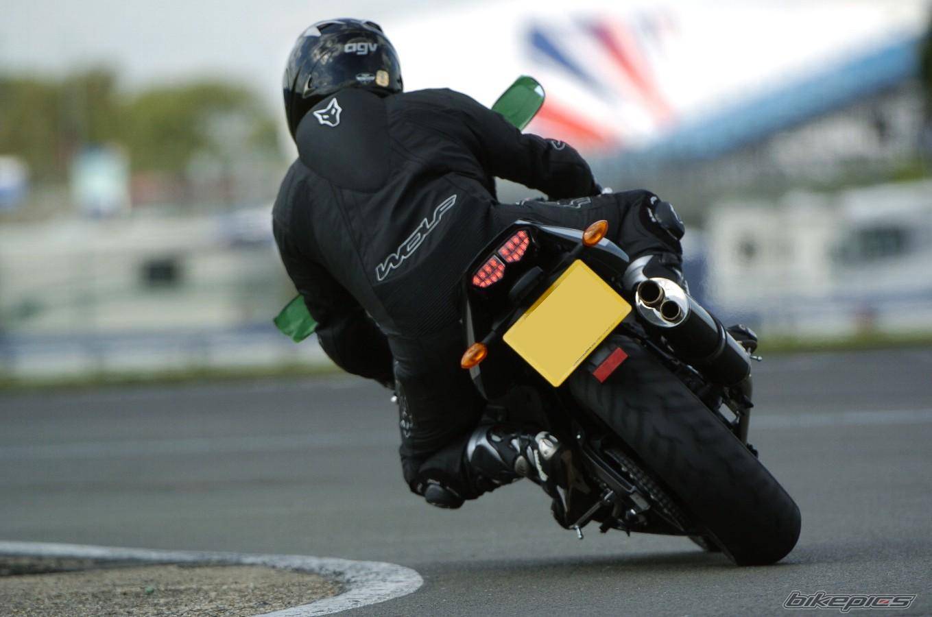 2004 YAMAHA YZF R6 | Picture 529942 motorcycle photo