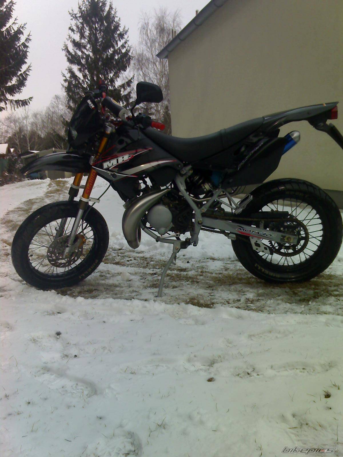 2006 MOTORHISPANIA FURIA SUPERMOTARD 50 | Picture 530382 motorcycle photo