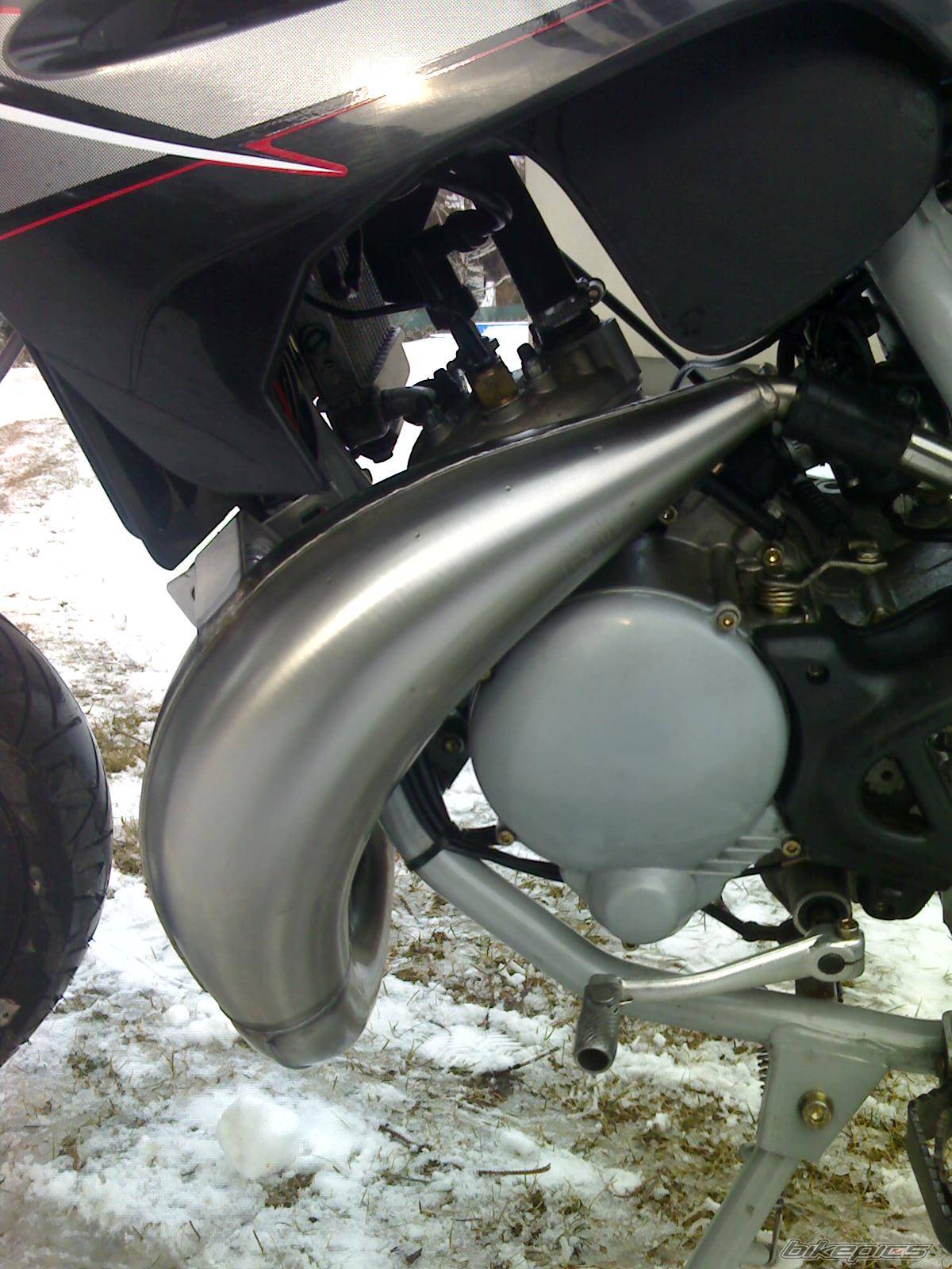 2006 MOTORHISPANIA FURIA SUPERMOTARD 50 | Picture 530385 motorcycle photo