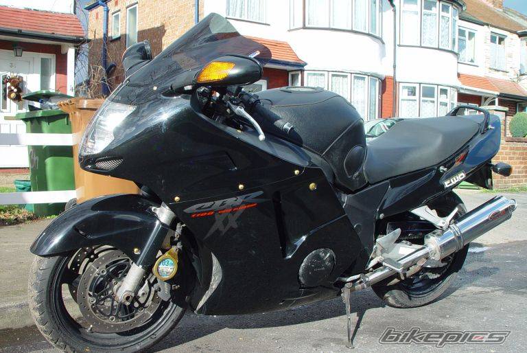1997 HONDA CBR 1100 BLACKBIRD | Picture 530729 motorcycle photo