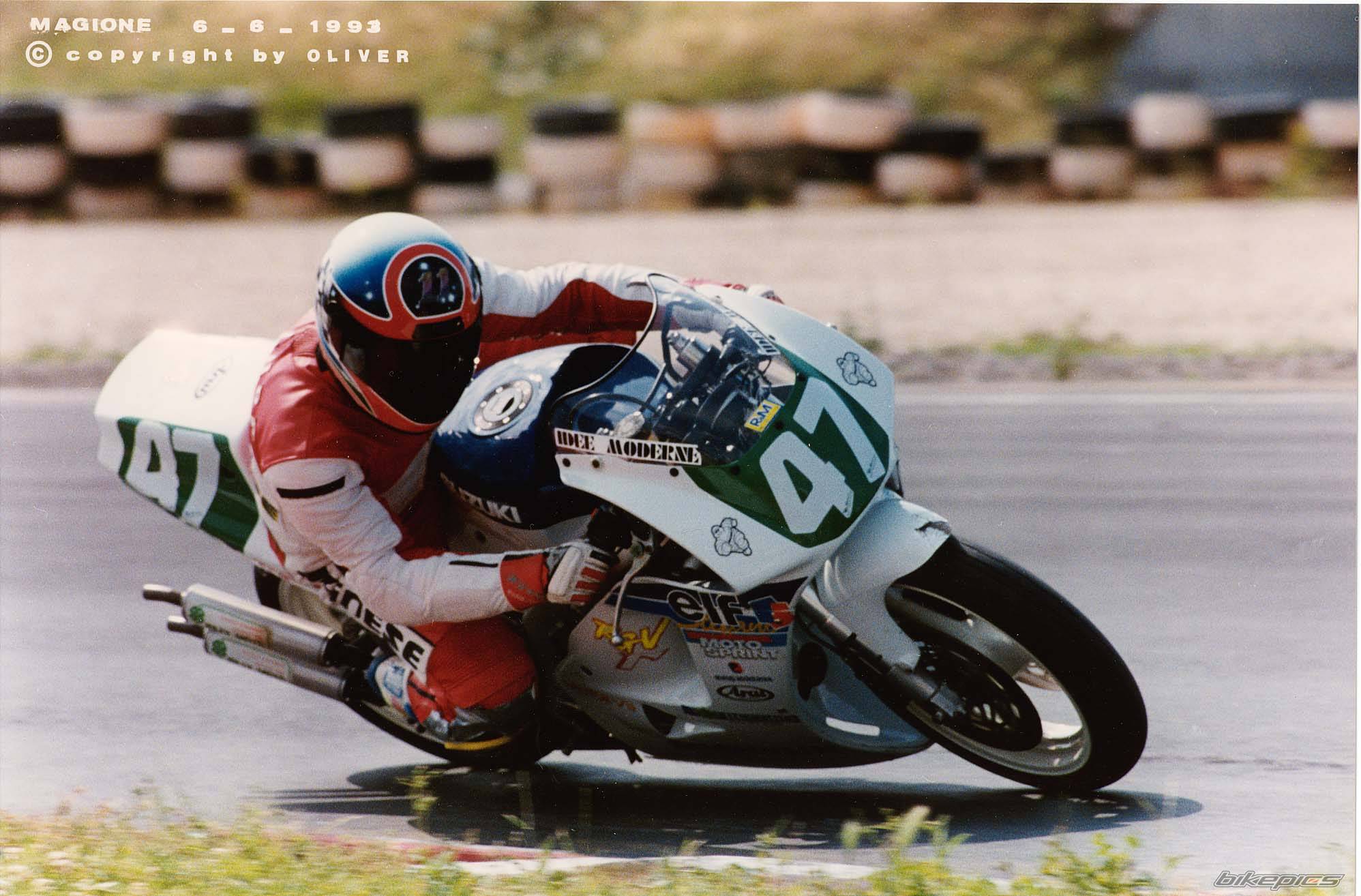 1992 SUZUKI RGV 250 | Picture 531887 motorcycle photo