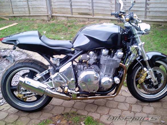 1993 KAWASAKI ZR 1100 | Picture 533435 motorcycle photo