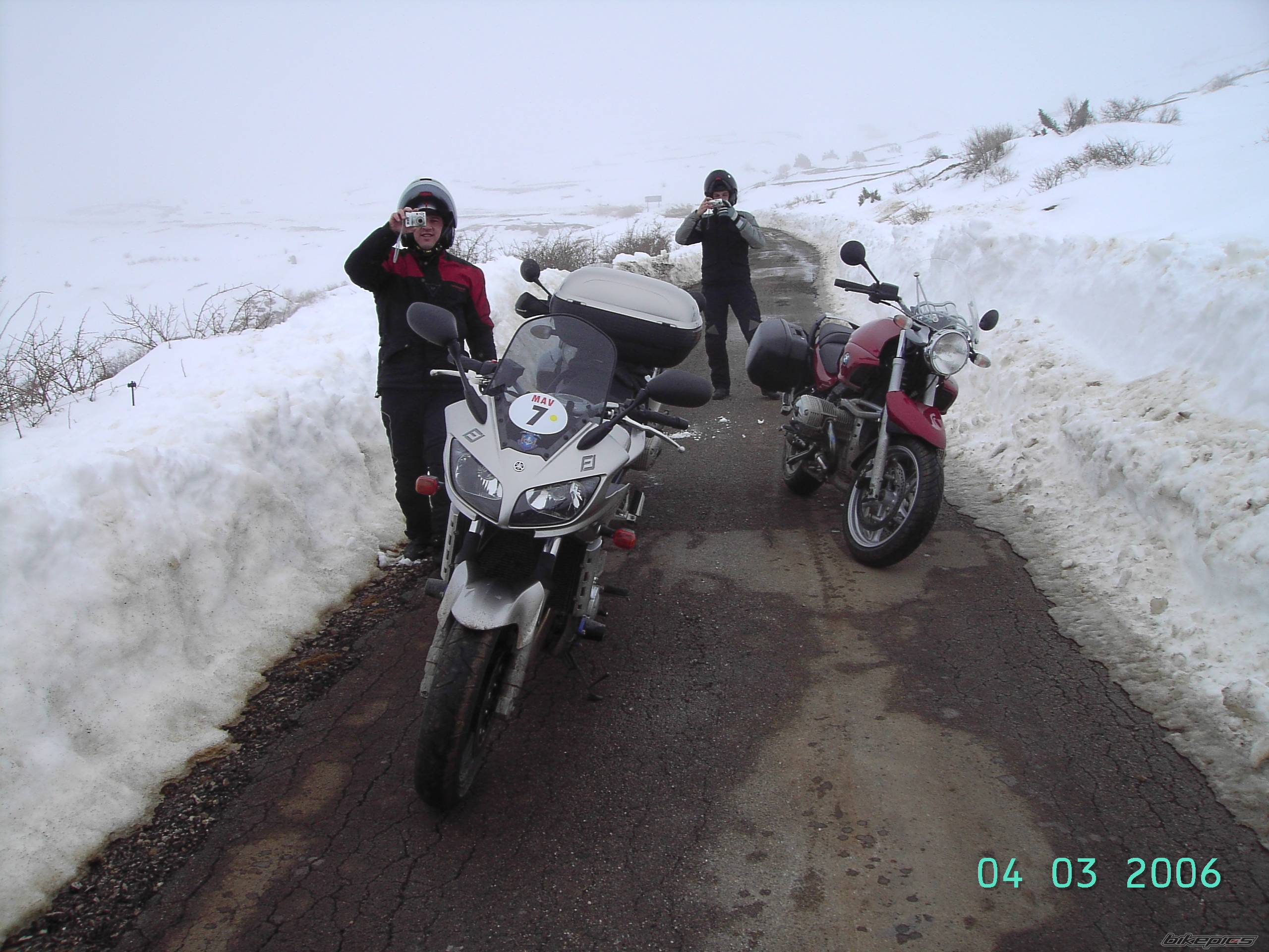 2004 YAMAHA FZS 1000 FAZER | Picture 534389 motorcycle photo