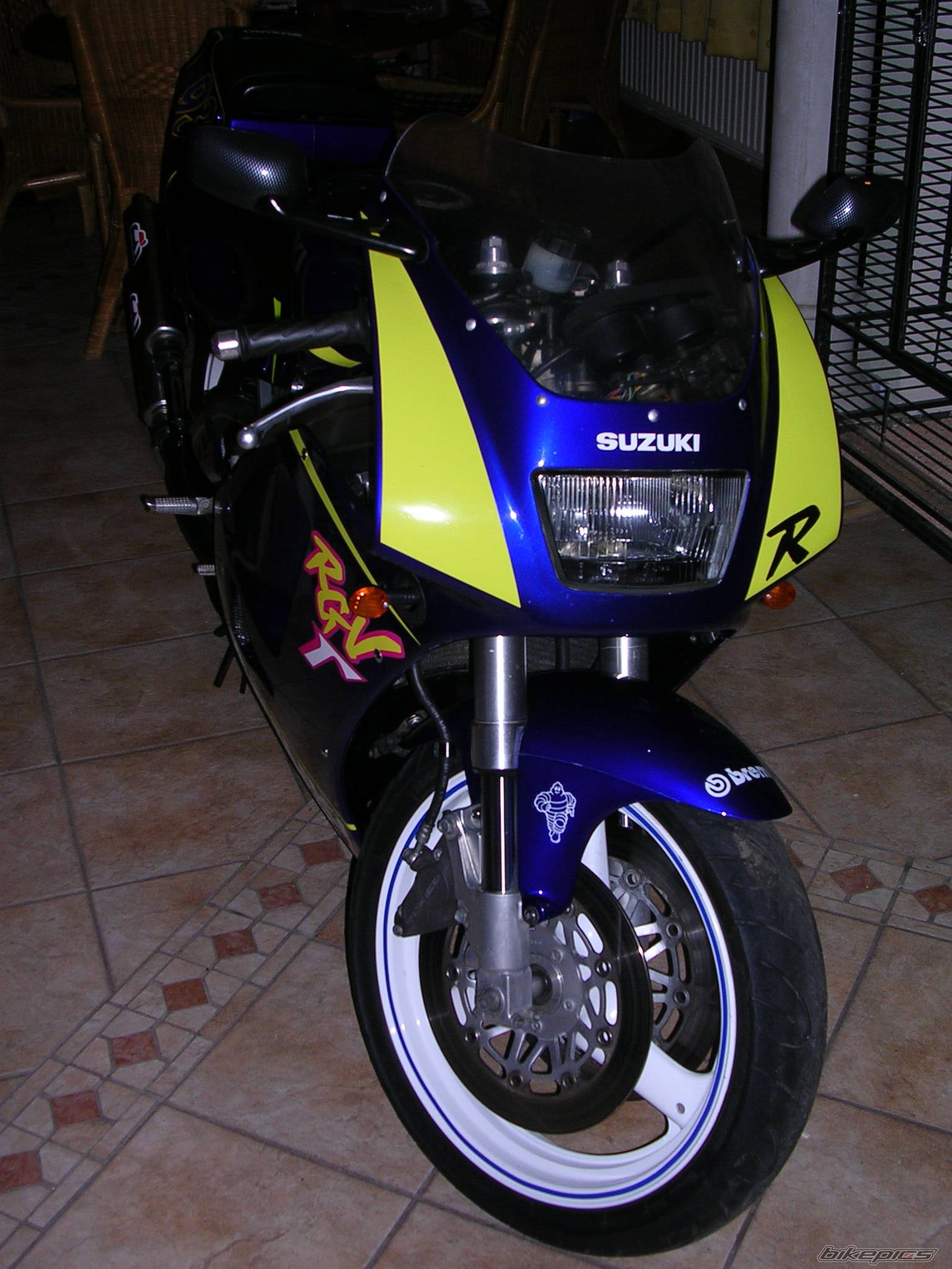 1992 SUZUKI RGV 250 | Picture 534811 motorcycle photo