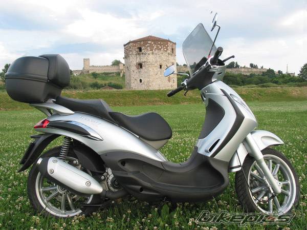 2004 PIAGGIO BEVERLY 200 | Picture 536426 motorcycle photo