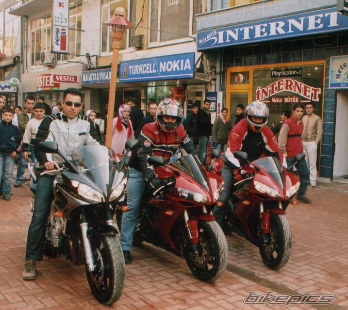 2005 YAMAHA FZS 600 FAZER | Picture 536521 motorcycle photo
