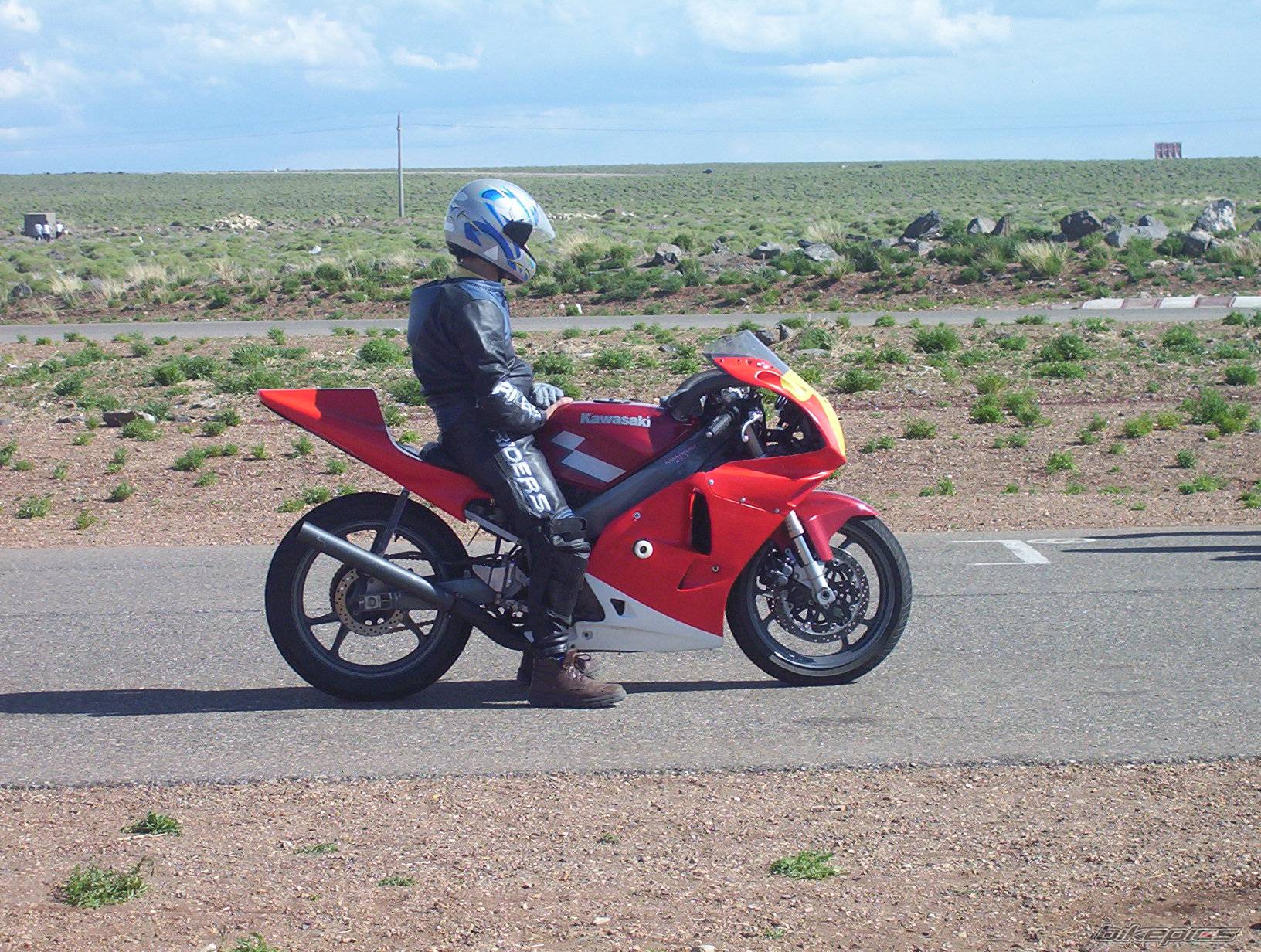 1999 KAWASAKI ZXR 250 | Picture 536549 motorcycle photo