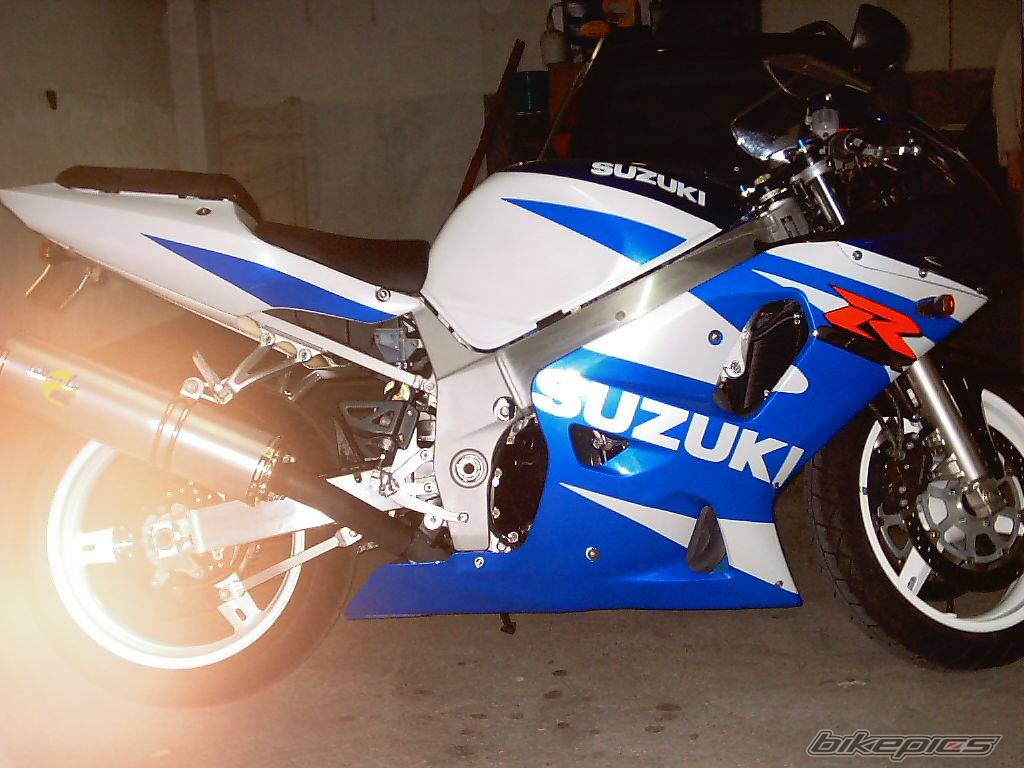 2001 SUZUKI GSX R 600 | Picture 53806 motorcycle photo