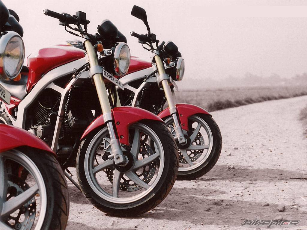 2005 HYOSUNG GT 250 COMET | Picture 538184 motorcycle photo