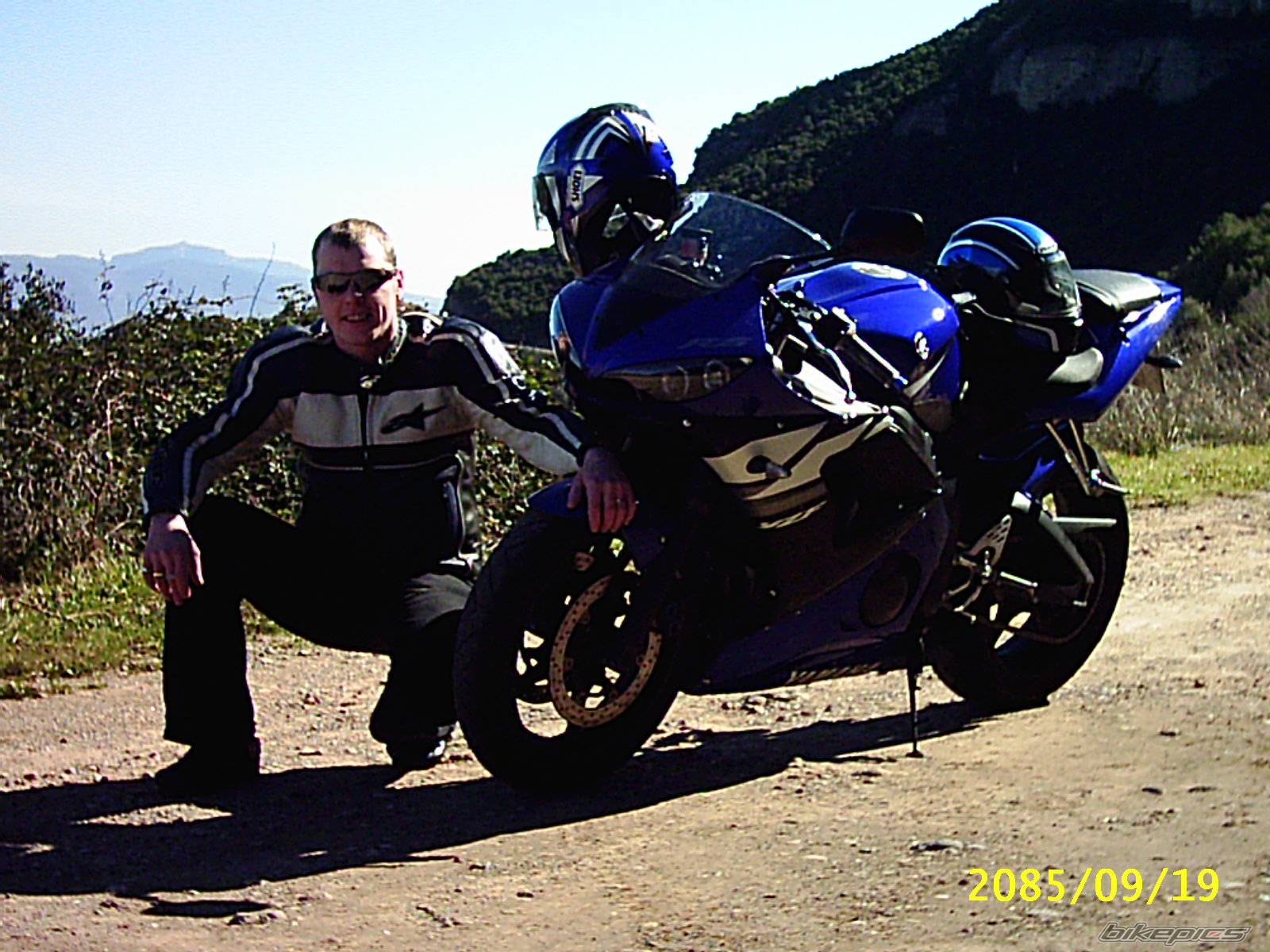 2004 YAMAHA YZF R6 | Picture 539637 motorcycle photo