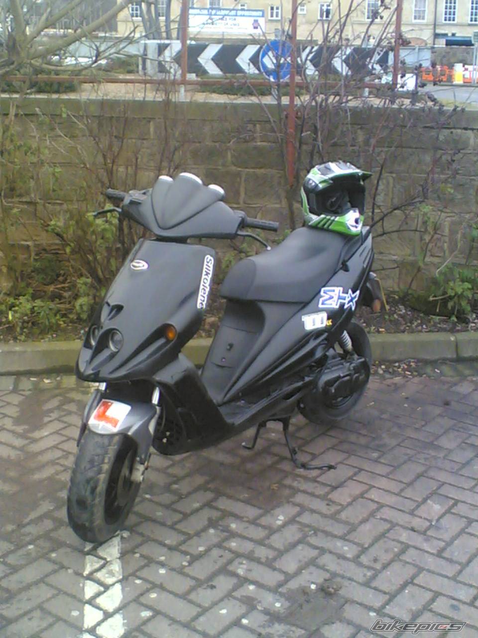 2002 MALAGUTI F 12 50 | Picture 540932 motorcycle photo